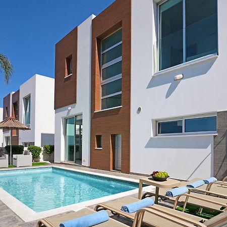 Villa Carmen Protaras Bagian luar foto