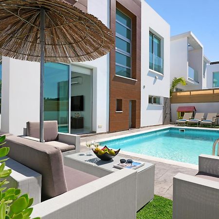 Villa Carmen Protaras Bagian luar foto