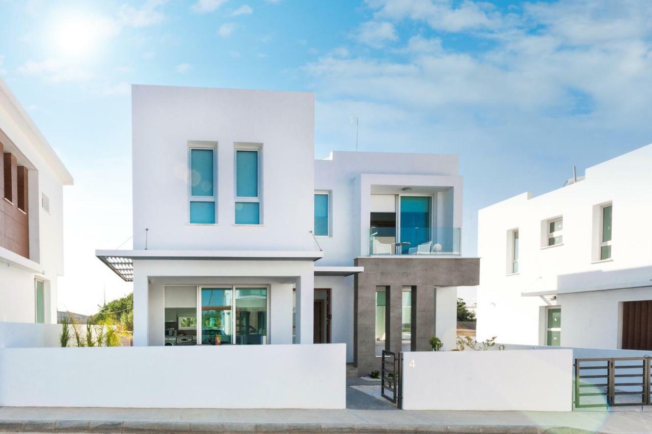 Villa Carmen Protaras Bagian luar foto